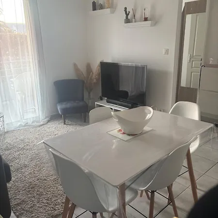 Cosy En Bord De Et étang Appartamento