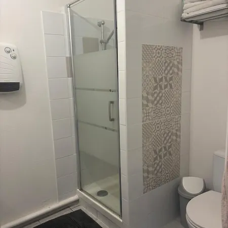 Cosy En Bord De Et étang Appartamento *